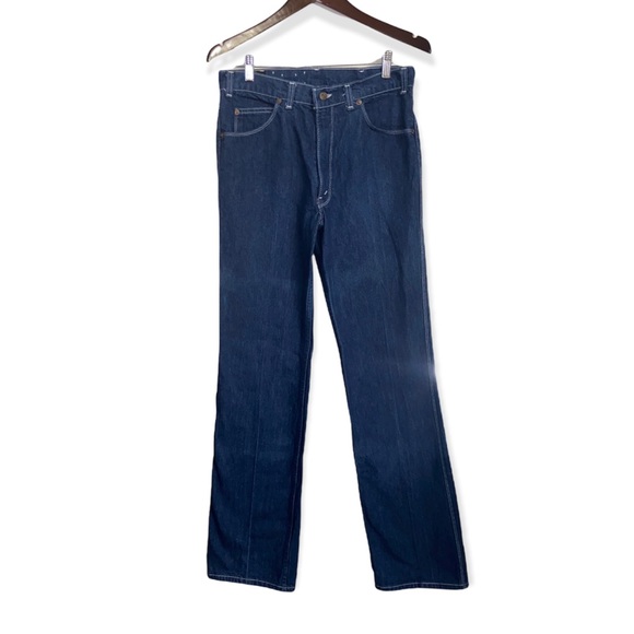 Vintage Levi’s “Movin On” 80s Straight Leg Jeans - Picture 4 of 16